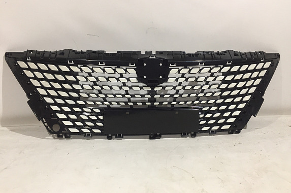 Решетка радиатора Changan UNI-T 2023- Star White (Китай)